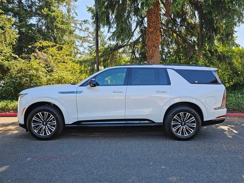 2026 Cadillac Escalade IQL Sport