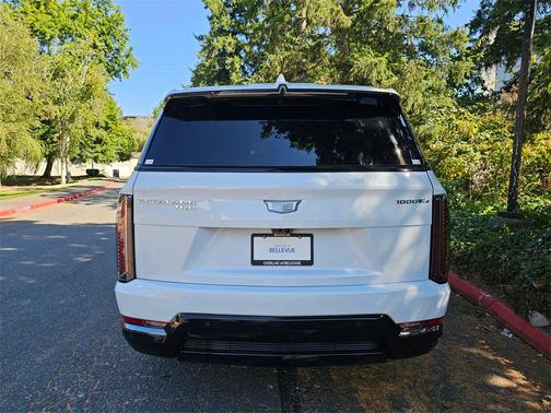 2026 Cadillac Escalade IQL Sport