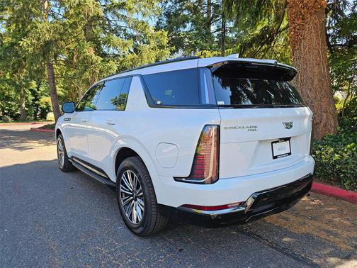 2026 Cadillac Escalade IQL Sport