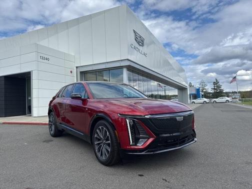 2025 Cadillac LYRIQ Sport w/1SJ
