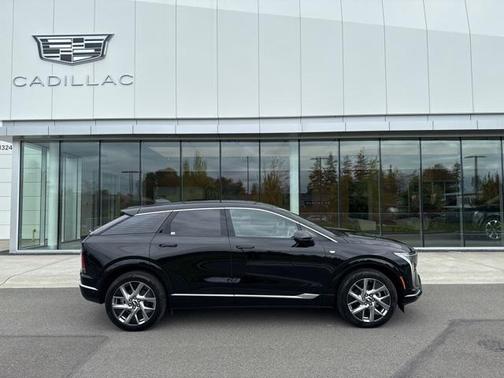 2025 Cadillac OPTIQ Luxury 1 AWD