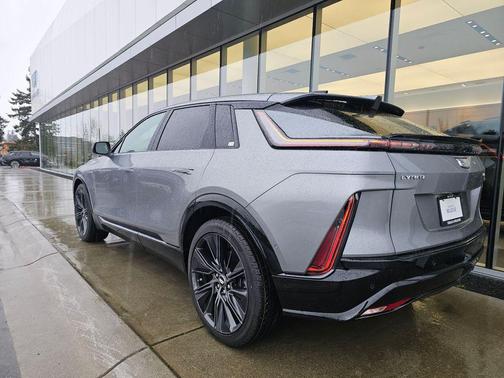 2026 Cadillac LYRIQ Signature Sport