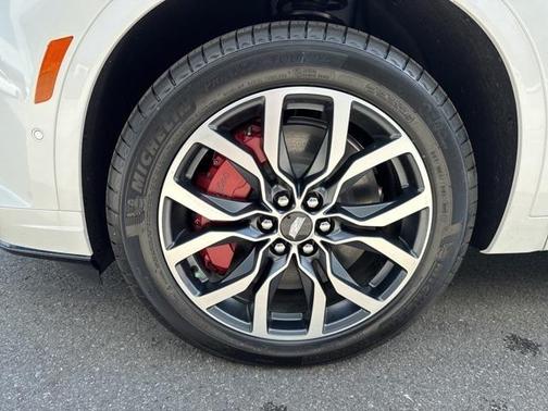 2025 Cadillac XT6 Sport AWD