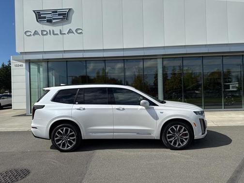 2025 Cadillac XT6 Sport AWD