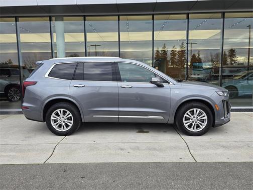 2021 Cadillac XT6 Luxury FWD