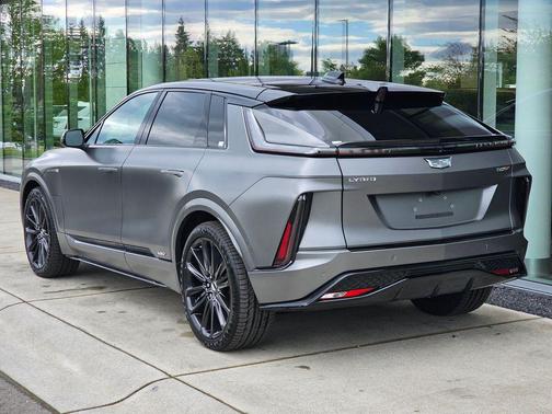 Magnus Metal Frost 2026 Cadillac LYRIQ V Premium