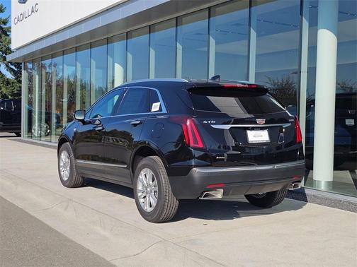 2025 Cadillac XT5 Luxury