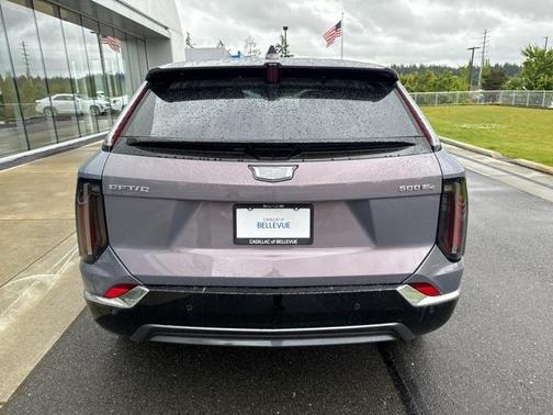 2025 Cadillac OPTIQ Luxury 1 AWD