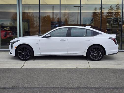 2025 Cadillac CT5 Sport