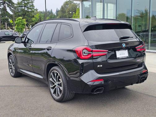 Black Sapphire Metallic 2024 BMW X3 M40i