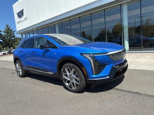 2025 Cadillac OPTIQ Luxury 1 AWD