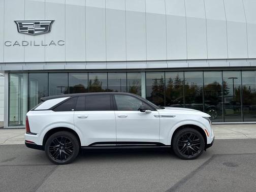 2025 Cadillac Escalade IQ Sport 2