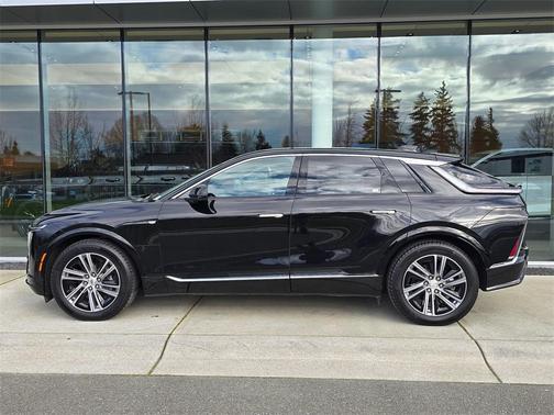 2024 Cadillac LYRIQ Luxury