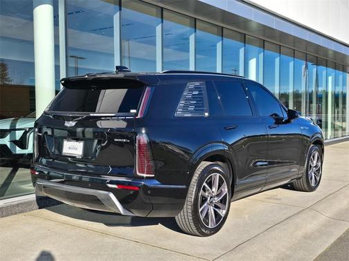 2026 Cadillac VISTIQ Sport