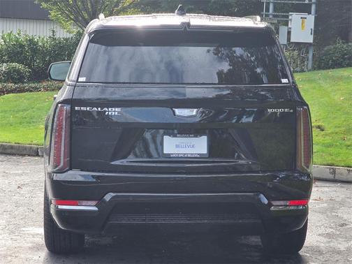 2026 Cadillac Escalade IQL Sport