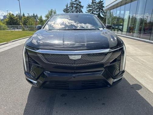 2025 Cadillac OPTIQ Luxury 1 AWD