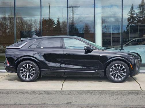 Stellar Black Metallic 2025 Cadillac LYRIQ Sport