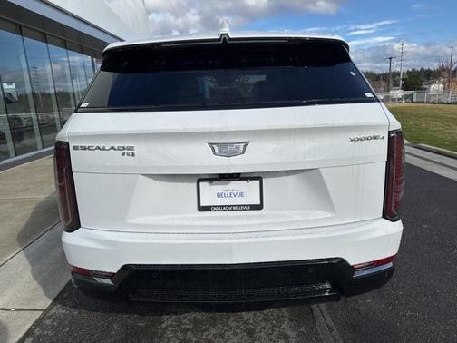 2025 Cadillac Escalade Sport