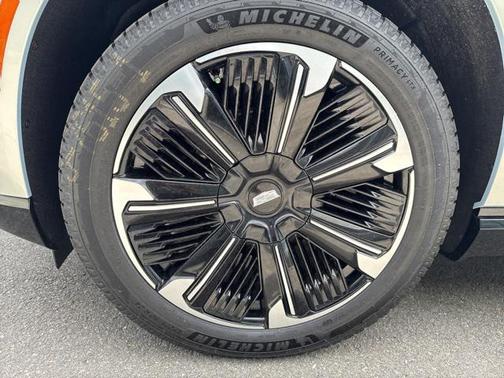 2025 Cadillac Escalade IQ Sport 1