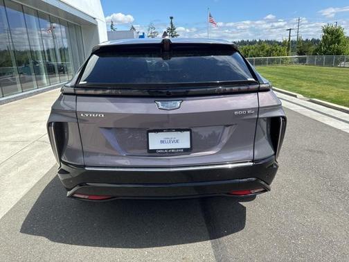 2025 Cadillac LYRIQ Luxury w/1SE