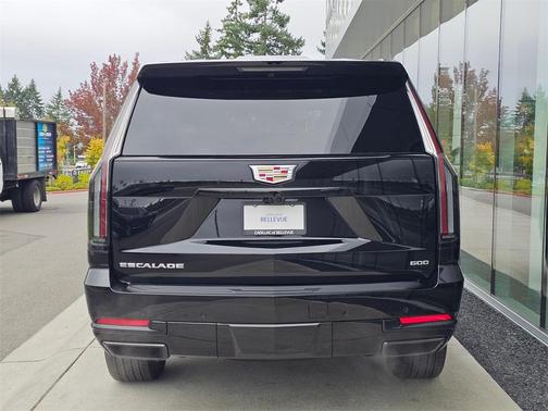 2025 Cadillac Escalade Sport