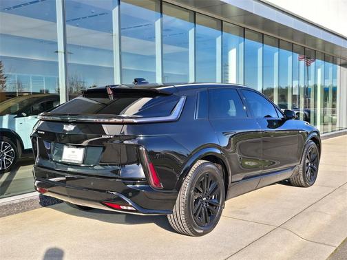 2024 Cadillac LYRIQ Luxury