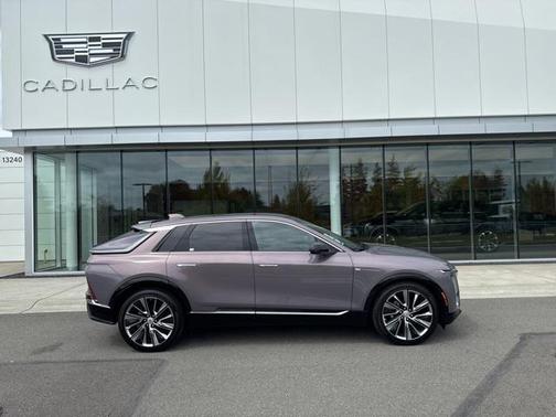 2025 Cadillac LYRIQ Luxury w/1SE