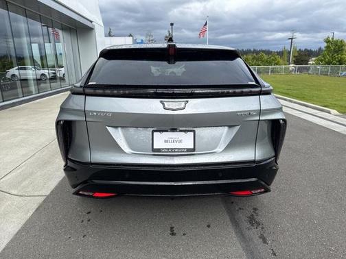 2025 Cadillac LYRIQ Sport w/1SJ