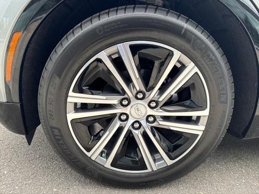 2025 Cadillac LYRIQ Luxury w/1SD