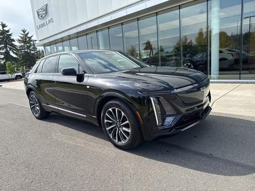 2025 Cadillac LYRIQ Sport