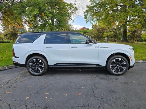 2026 Cadillac Escalade IQL Premium Sport