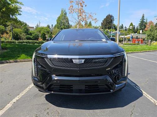2025 Cadillac OPTIQ Sport 2 AWD