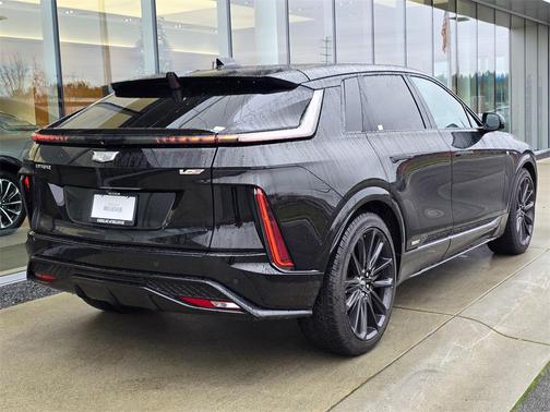 2026 Cadillac LYRIQ V