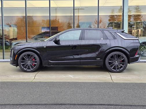 2026 Cadillac LYRIQ V