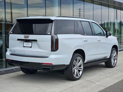 Vibrant White Tricoat 2026 Cadillac Escalade Sport Platinum
