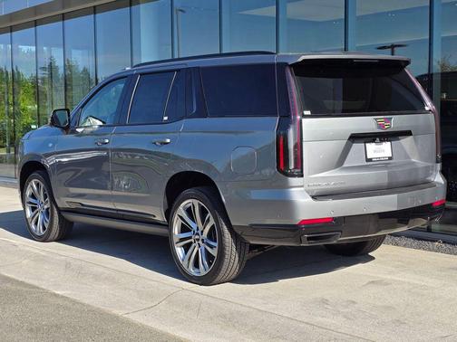 Argent Silver Metallic 2026 Cadillac Escalade Sport Platinum