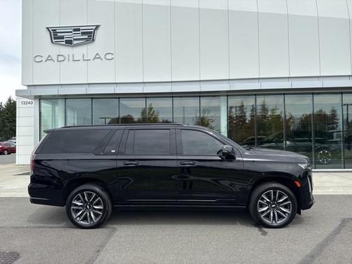 2022 Cadillac Escalade ESV Sport Platinum