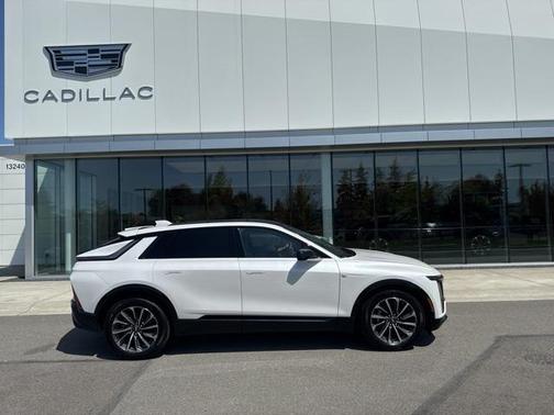 2025 Cadillac LYRIQ Sport w/1SF