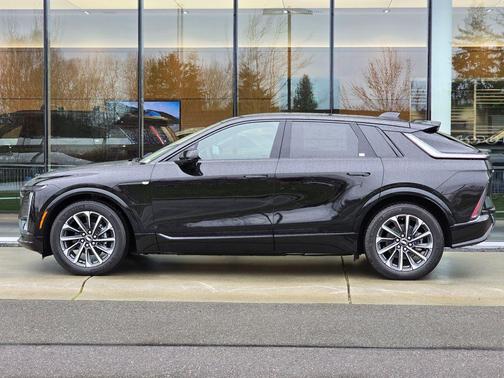 Stellar Black Metallic 2026 Cadillac LYRIQ Premium Sport