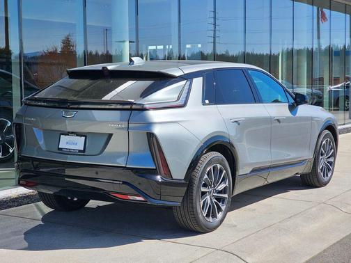 Argent Silver Metallic 2026 Cadillac LYRIQ Premium Sport