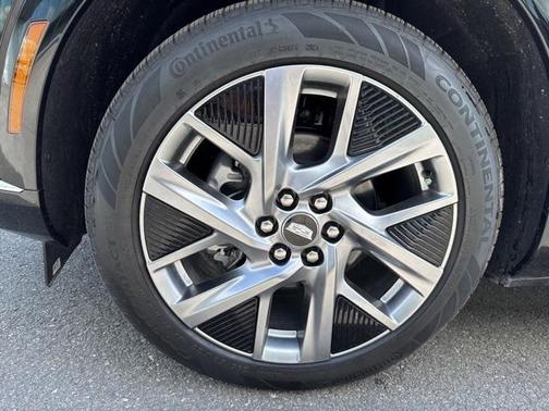 2025 Cadillac OPTIQ Luxury 1 AWD