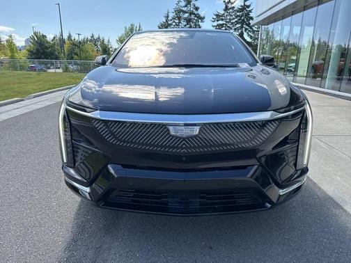2025 Cadillac OPTIQ Luxury 1 AWD