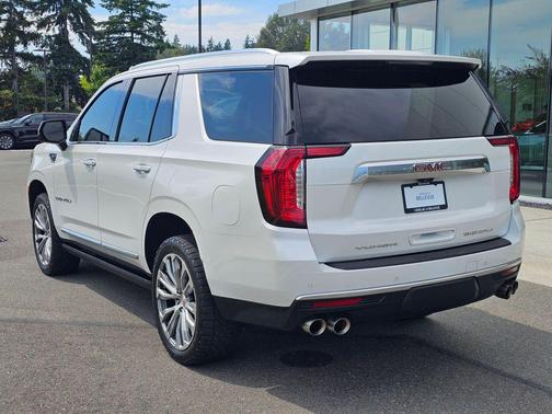 White Frost Tricoat 2021 GMC Yukon Denali