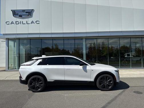 2025 Cadillac LYRIQ Sport w/1SK