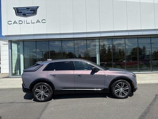 2025 Cadillac LYRIQ Luxury w/1SC