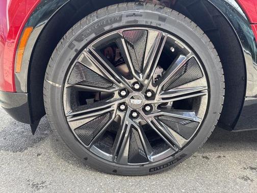 2025 Cadillac LYRIQ Sport w/1SK