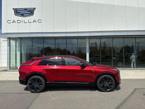 2025 Cadillac LYRIQ Sport w/1SK