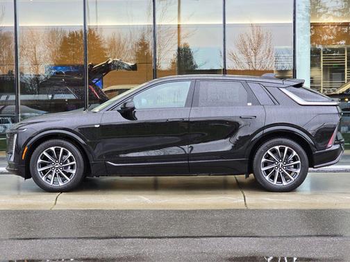 Stellar Black Metallic 2026 Cadillac LYRIQ Sport