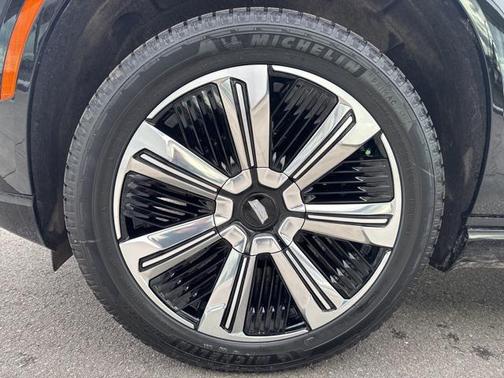 2025 Cadillac Escalade Luxury