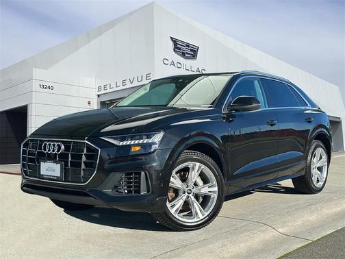 2023 Audi Q8 55 Premium Plus